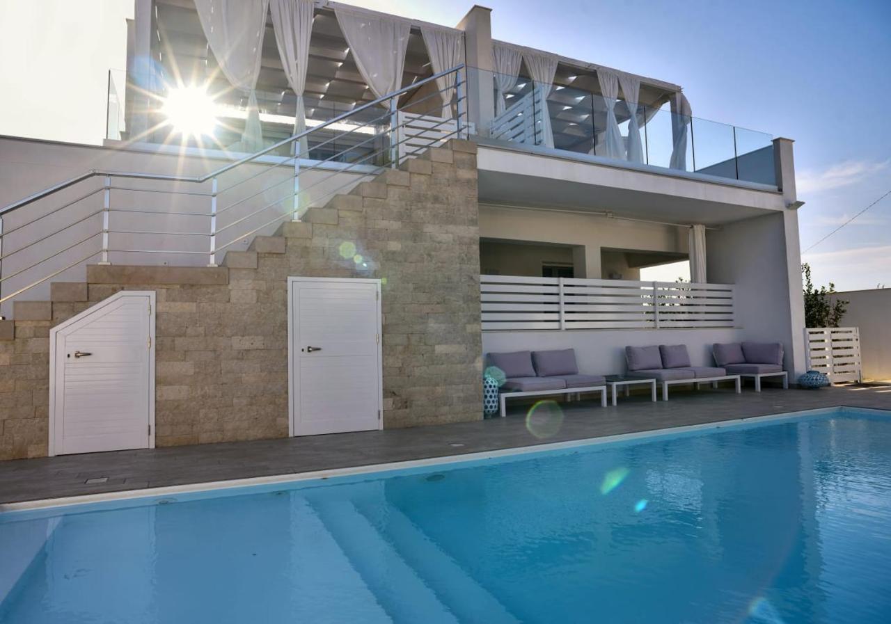 Oasi Con Piscina *
